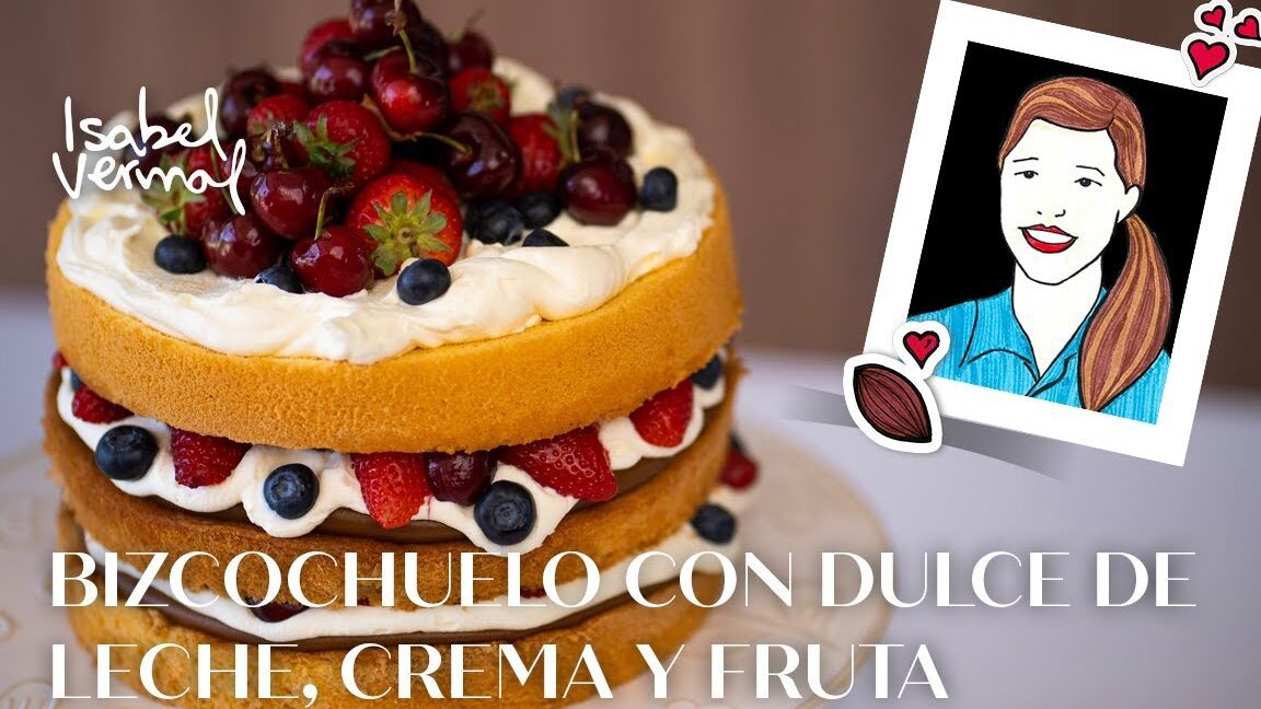 bizcochuelo esponjoso con crema de leche y frutas