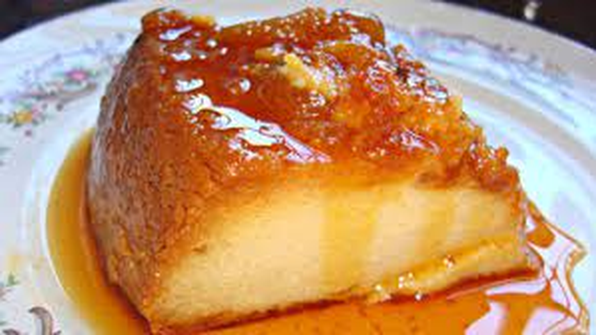 budin de pan dorado y crujiente