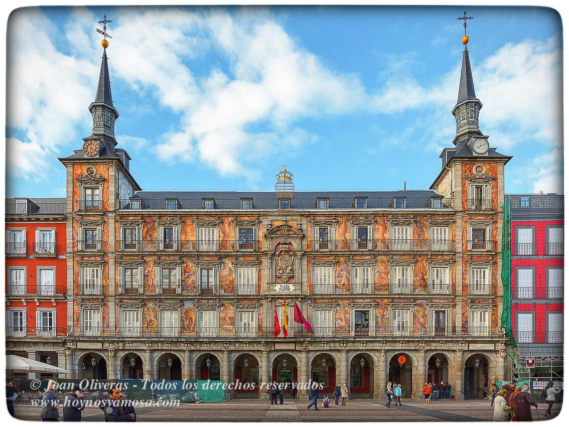 fachada colorida de panaderia don luis
