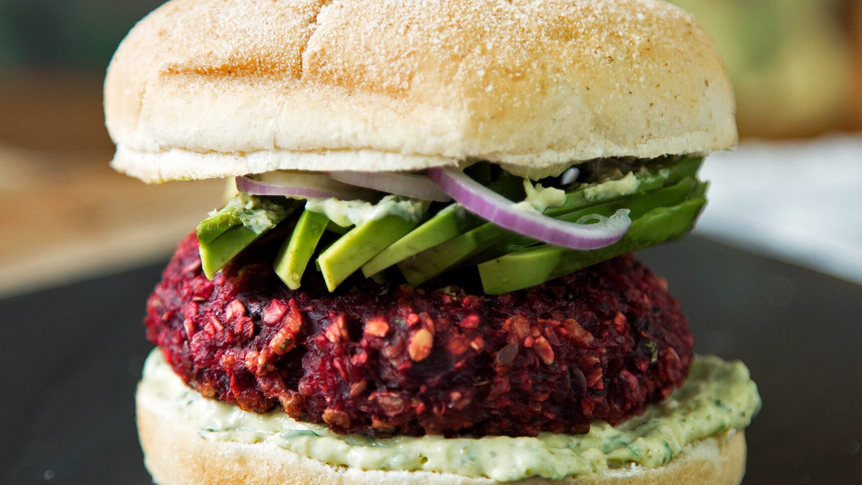 hamburguesas vegetarianas de remolacha y arroz yamani la opcion saludable y deliciosa para tu proxima cena