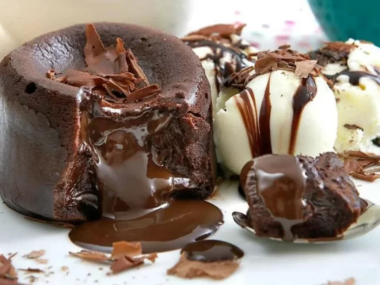 Prepara un Volcán de Chocolate Irresistible con Nuestro Molde Especial
