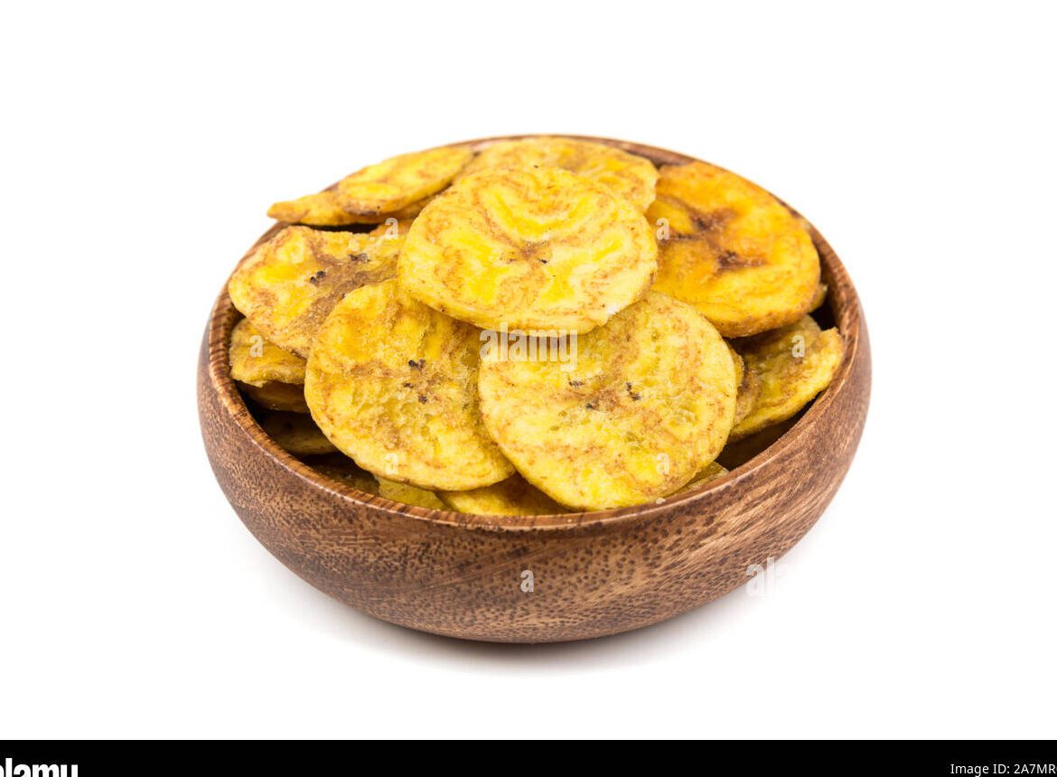 Deliciosas recetas con chips de banana para sorprender a todos 1 monton de chips de banana crujientes y dorados