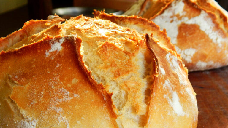 Deléitate con el increíble pan casero de harina leudante Pureza