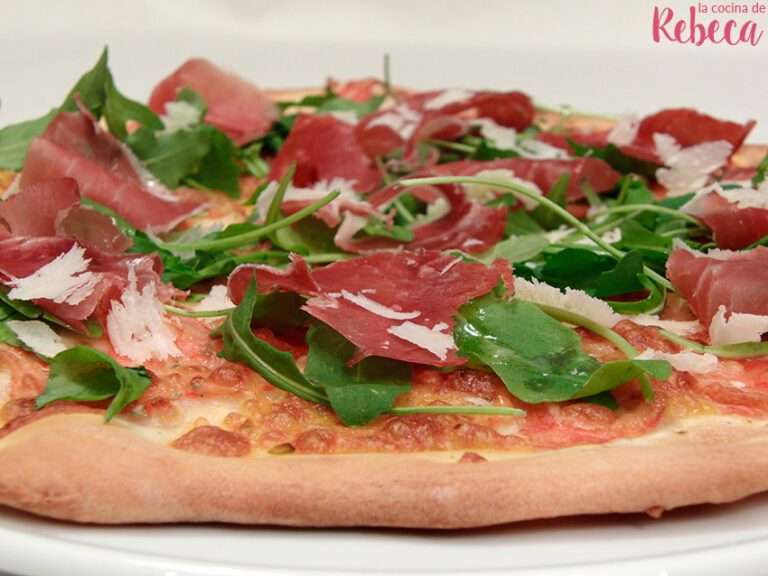 Cómo hacer pizza con jamón crudo y rúcula en casa 9 Cómo hacer pizza con jamón crudo y rúcula en casa
