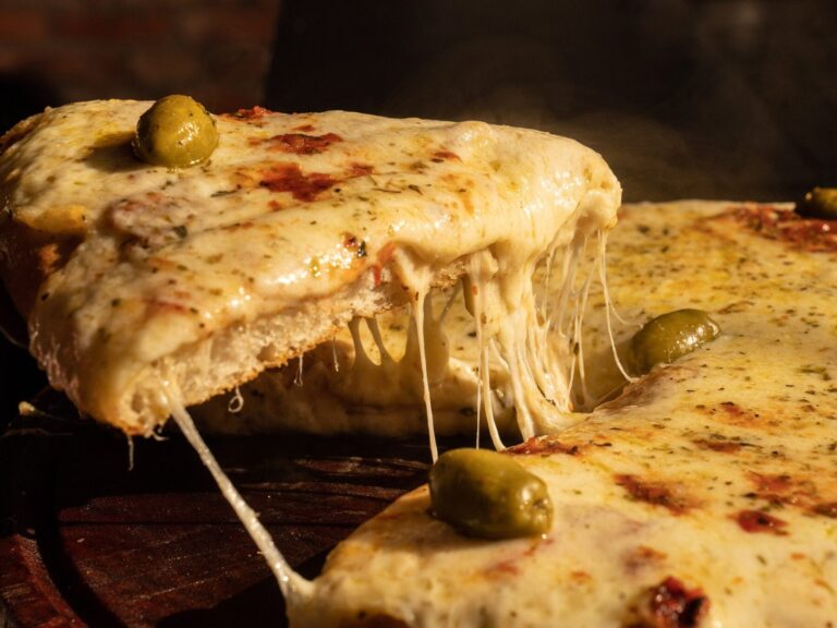 Descubre la cantidad perfecta de muzzarella para una pizza argentina
