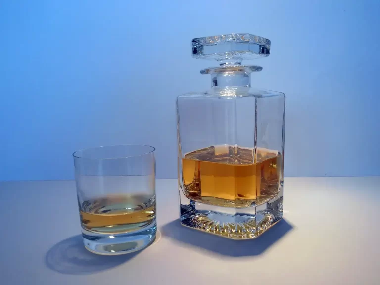 Qué es el alcohol de cereal y cómo se usa en la elaboración de licores 7 Qué es el alcohol de cereal y cómo se usa en la elaboración de licores