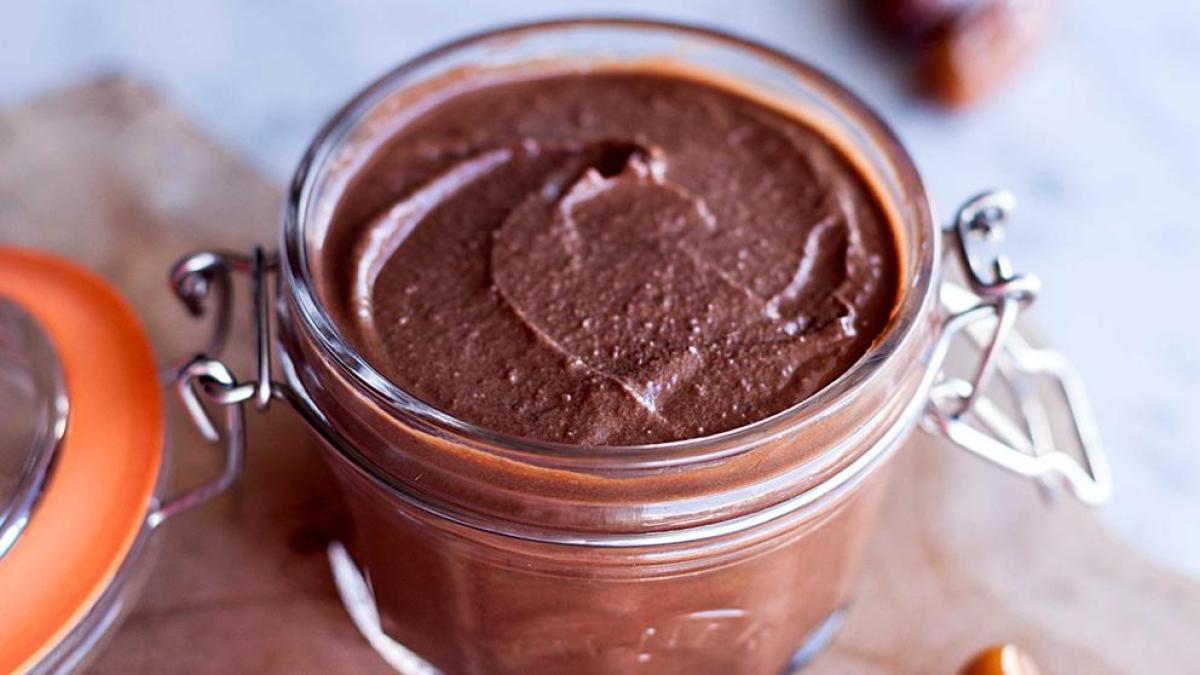 Cuáles son los mejores rellenos para tortas forradas con fondant 1 relleno de crema de chocolate y avellanas