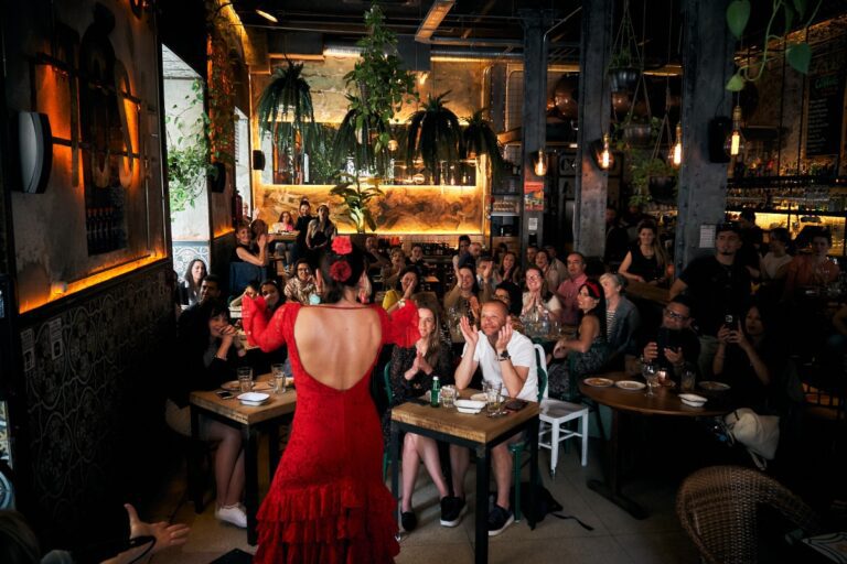 Dónde encontrar un buen lugar para cenar con show en la ciudad 4 Dónde encontrar un buen lugar para cenar con show en la ciudad