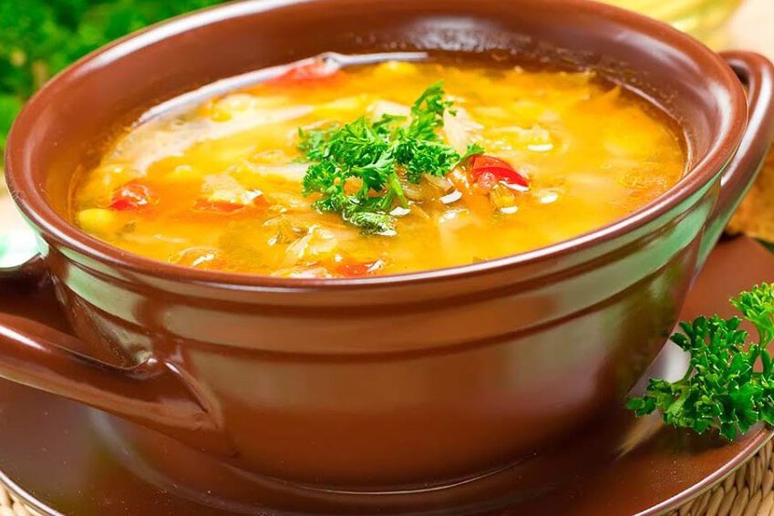 sopa de carne con papa una deliciosa receta para combatir el frio