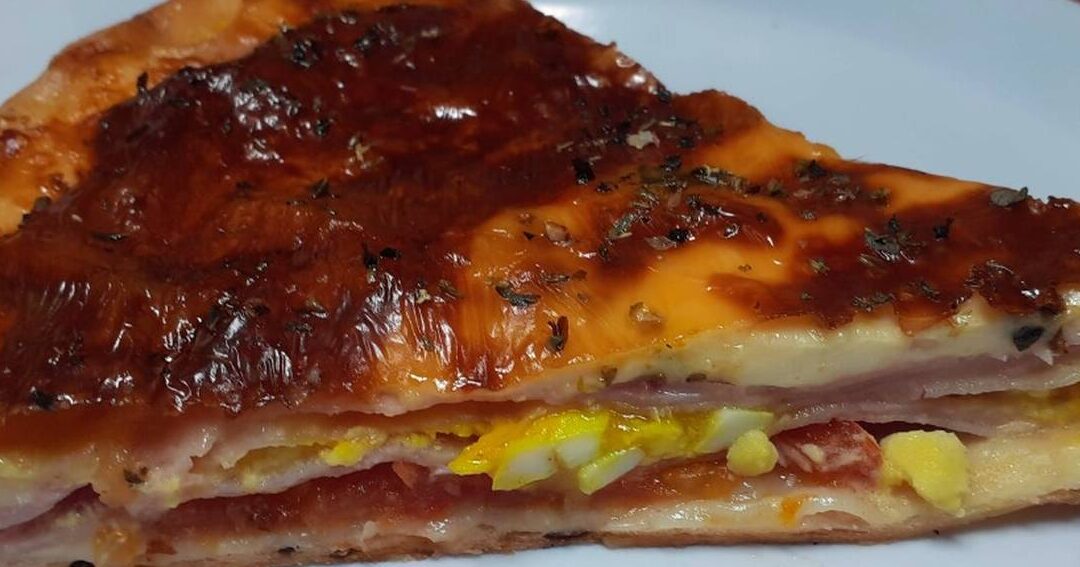 tarta de jamon queso y tomate deliciosa y tentadora