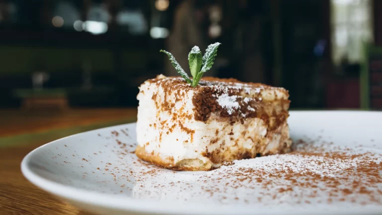 Cómo hacer tiramisú fácil y económico sin mascarpone 25 Cómo hacer tiramisú fácil y económico sin mascarpone