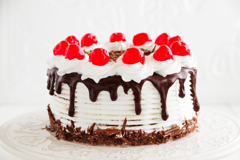 Cómo hacer una torta selva negra para cumpleaños 3 Cómo hacer una torta selva negra para cumpleaños