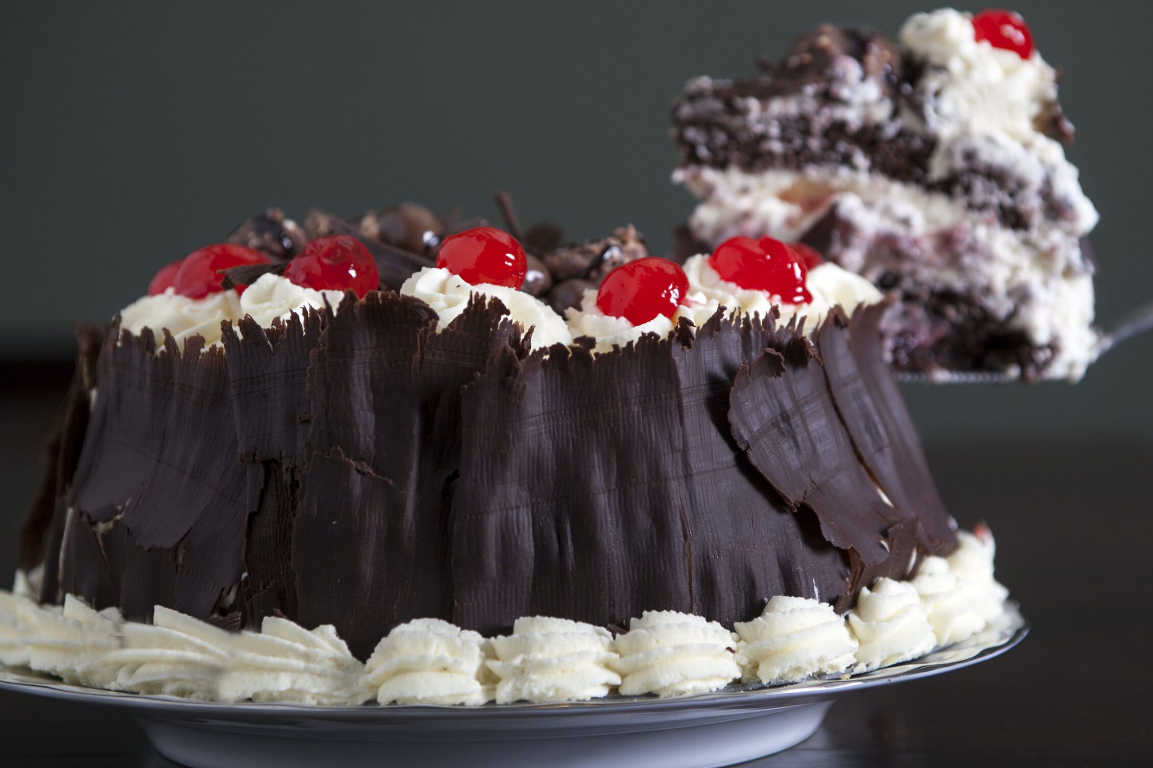 torta selva negra deliciosa y tentadora