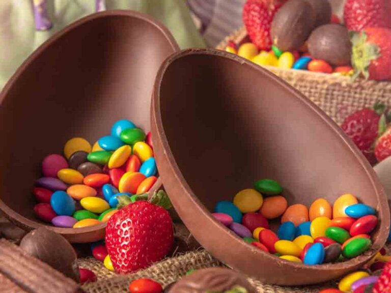 Cómo unir las mitades del huevo de Pascua de forma fácil 10 Cómo unir las mitades del huevo de Pascua de forma fácil